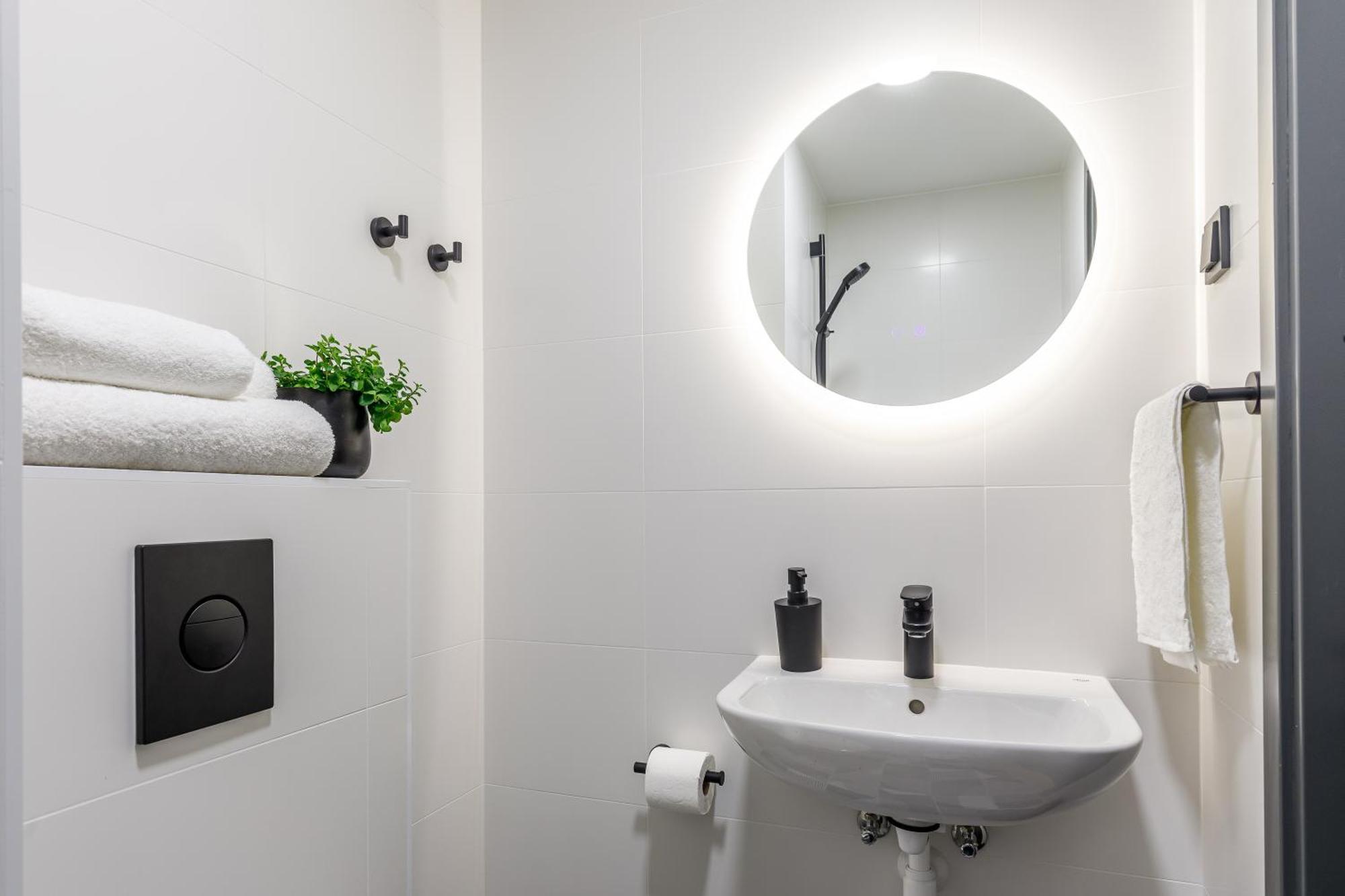 Rare Apartments - Self Check-In Miniapartments Tartu Ngoại thất bức ảnh