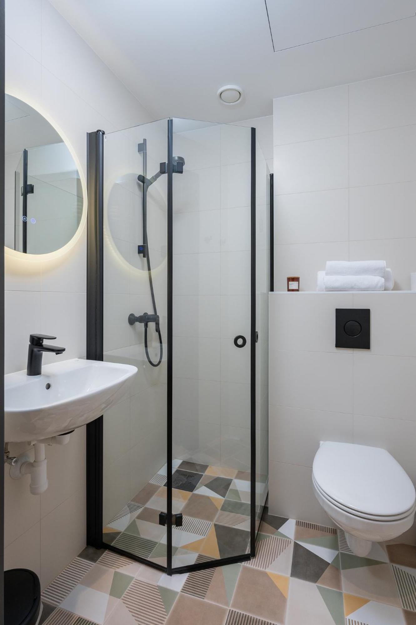 Rare Apartments - Self Check-In Miniapartments Tartu Ngoại thất bức ảnh