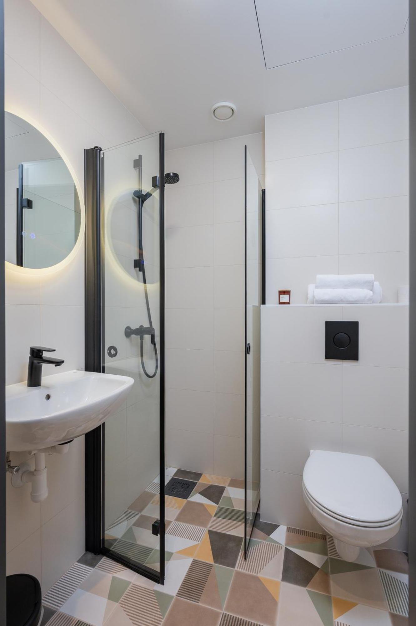 Rare Apartments - Self Check-In Miniapartments Tartu Ngoại thất bức ảnh